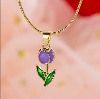 12 Tulip pendant necklaces