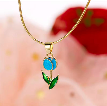 12 Tulip pendant necklaces