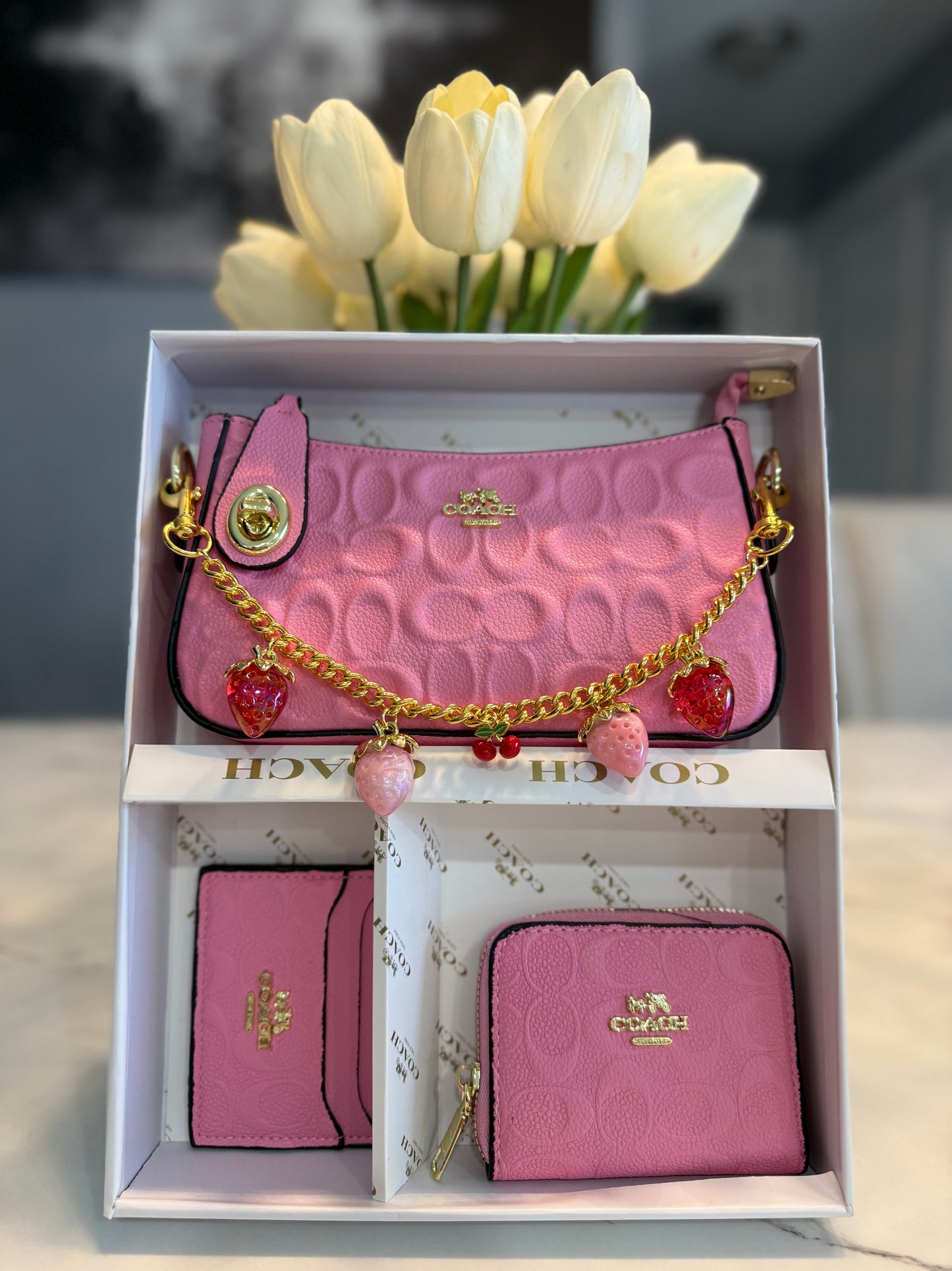 Wallet with chain accessory #6688