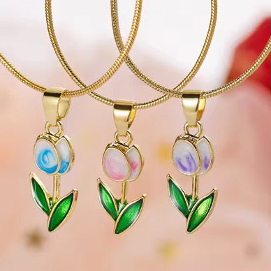 12 Tulip pendant necklaces