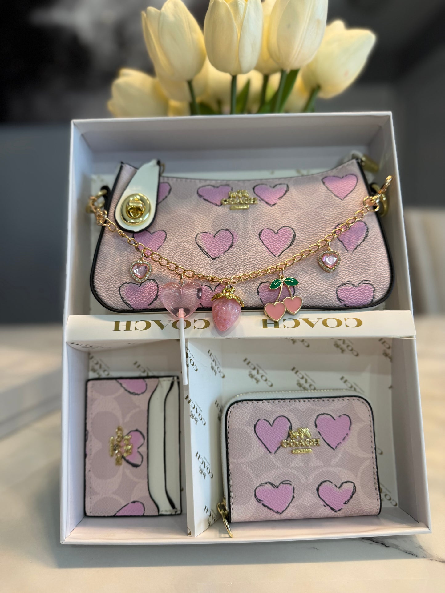 Wallet with chain accessory #6688