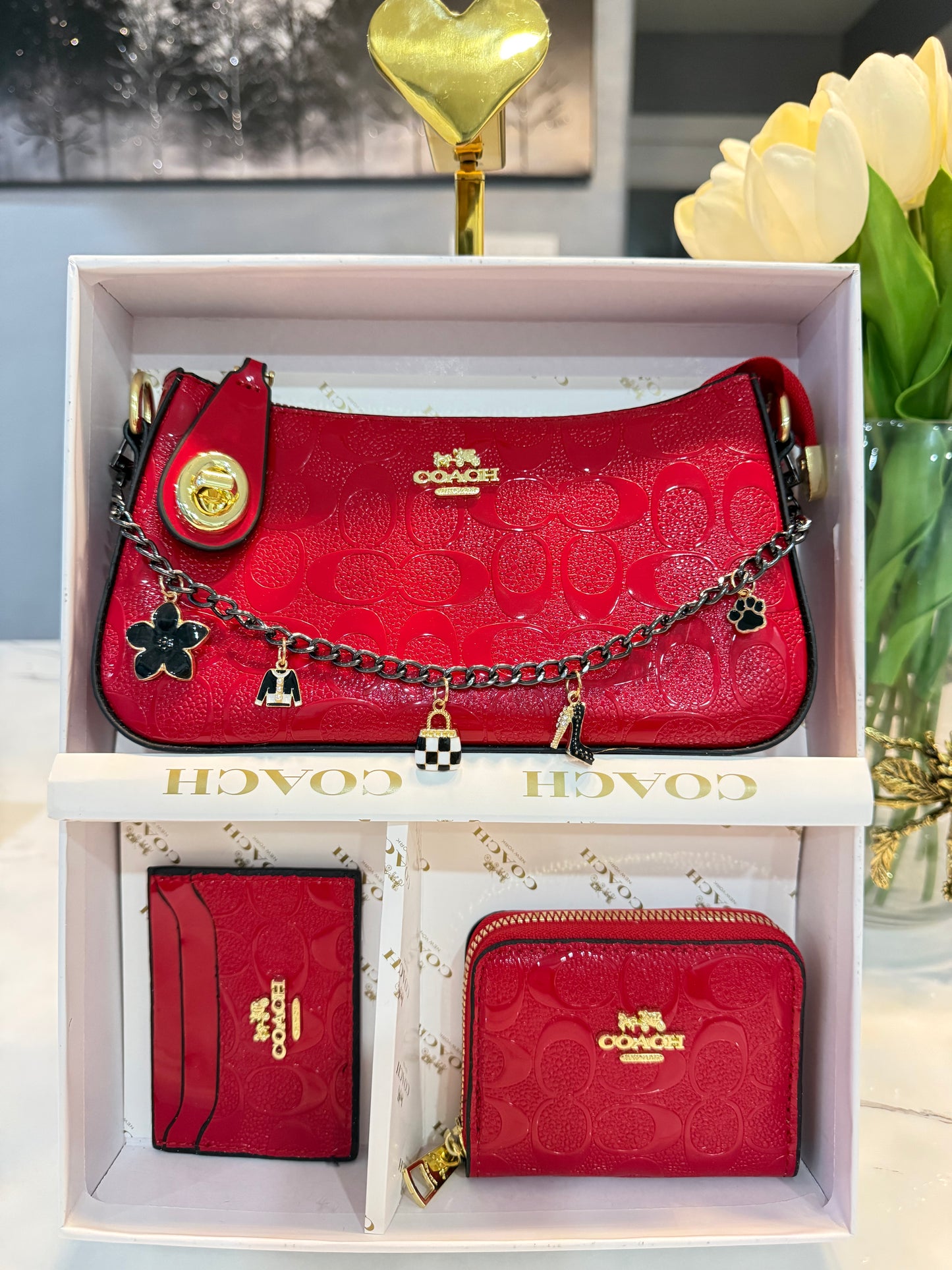 Wallet with chain accessory #6688